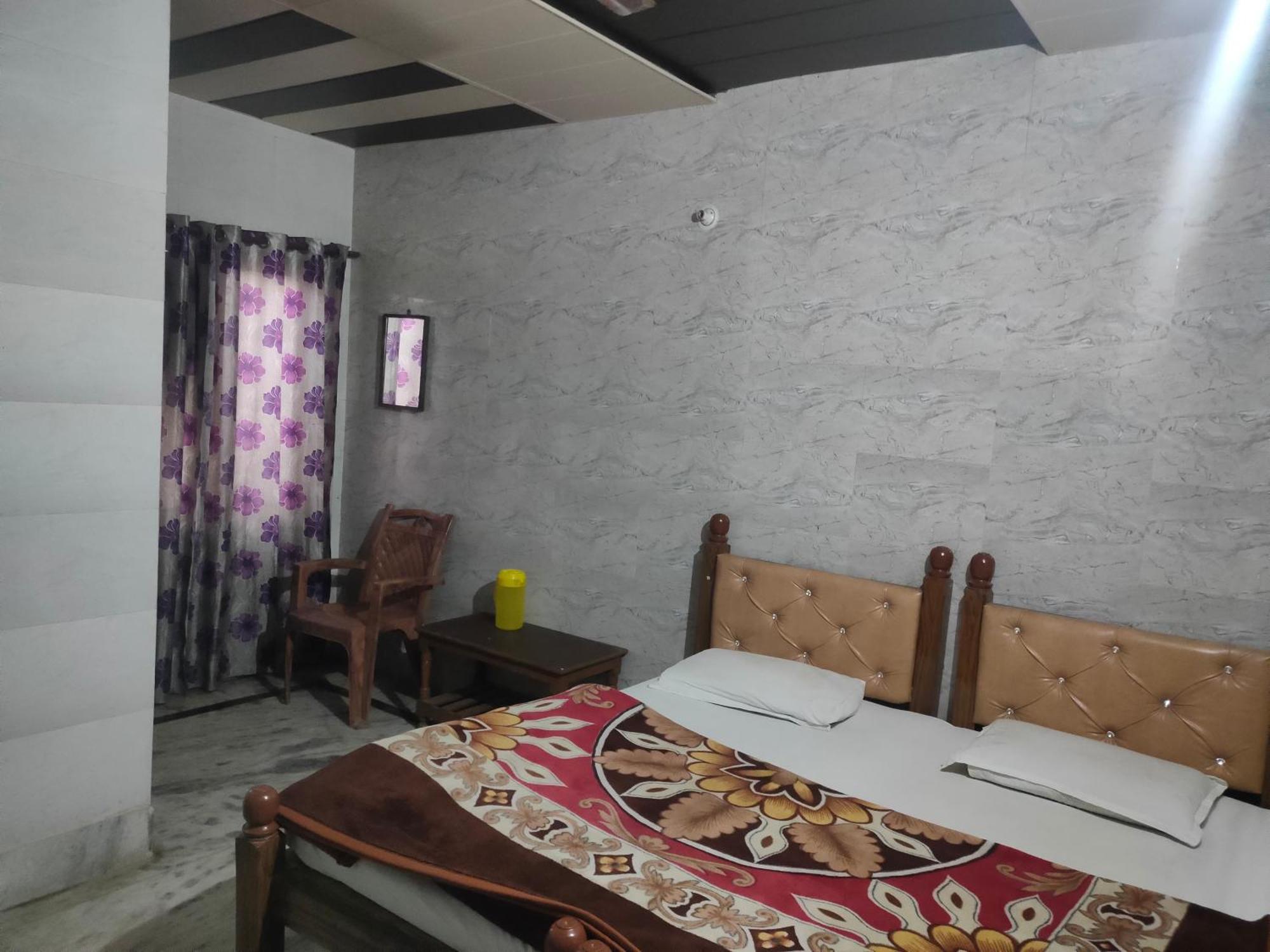 Sgh Guest House Mathura Exteriör bild
