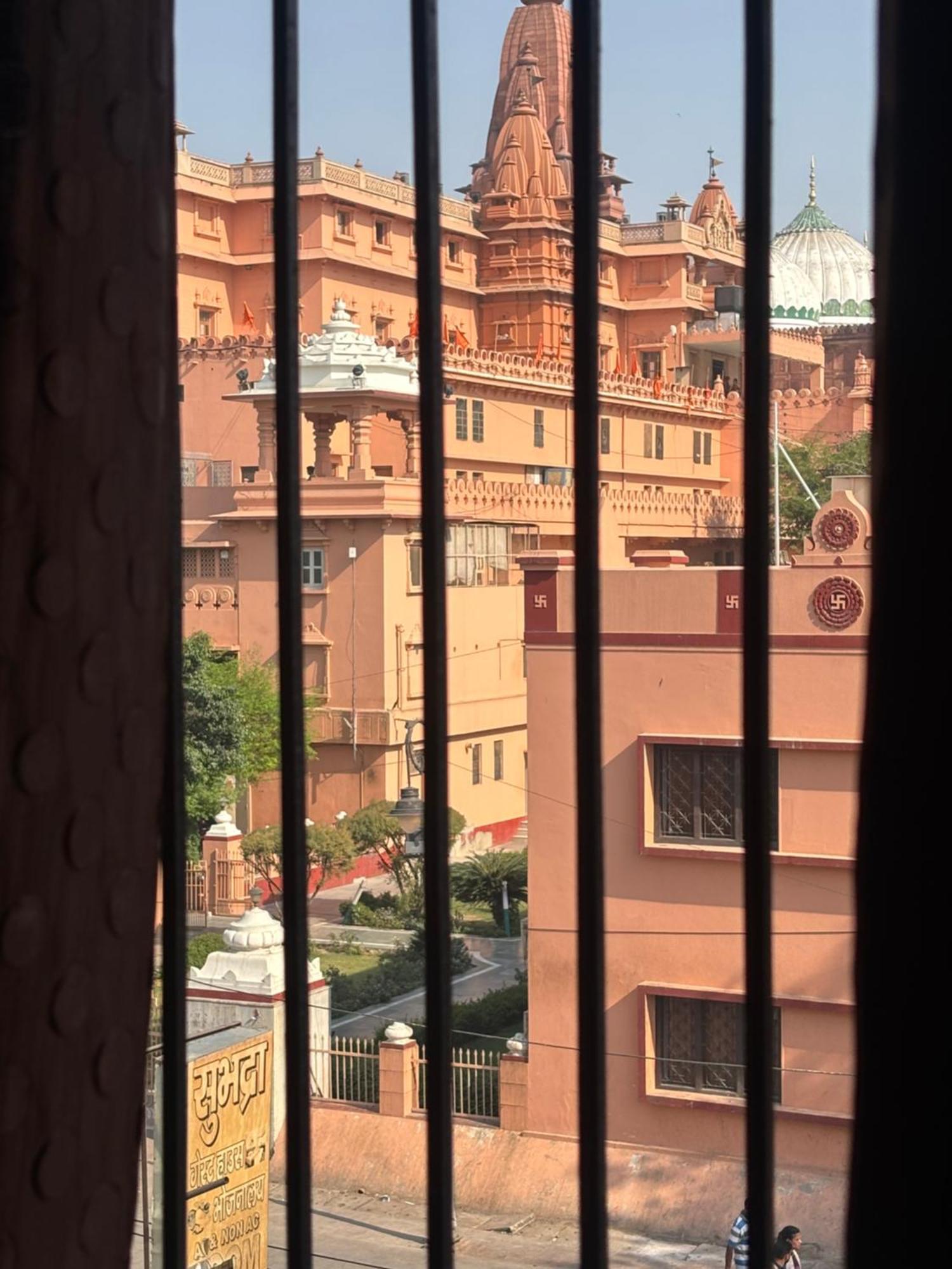 Sgh Guest House Mathura Exteriör bild